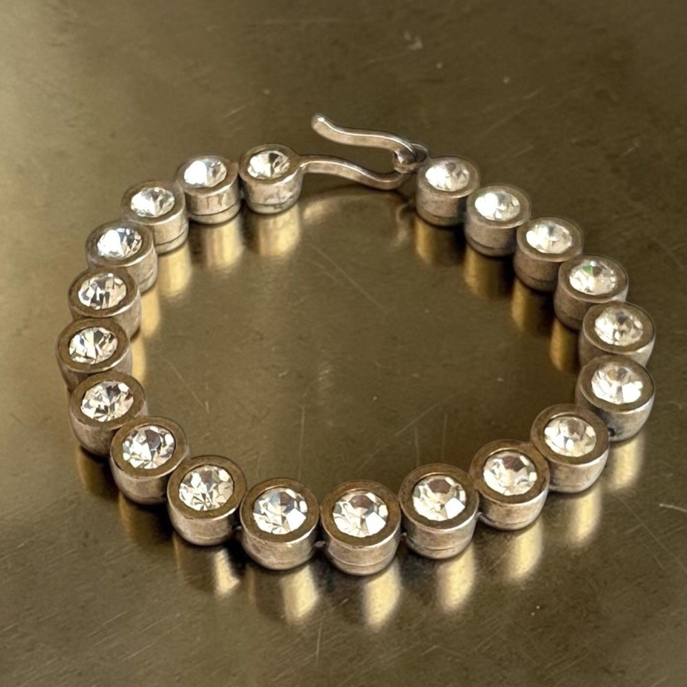 Brass Bezel Set Clear‎ Crystal Round Tennis Bracelet Hook Closure